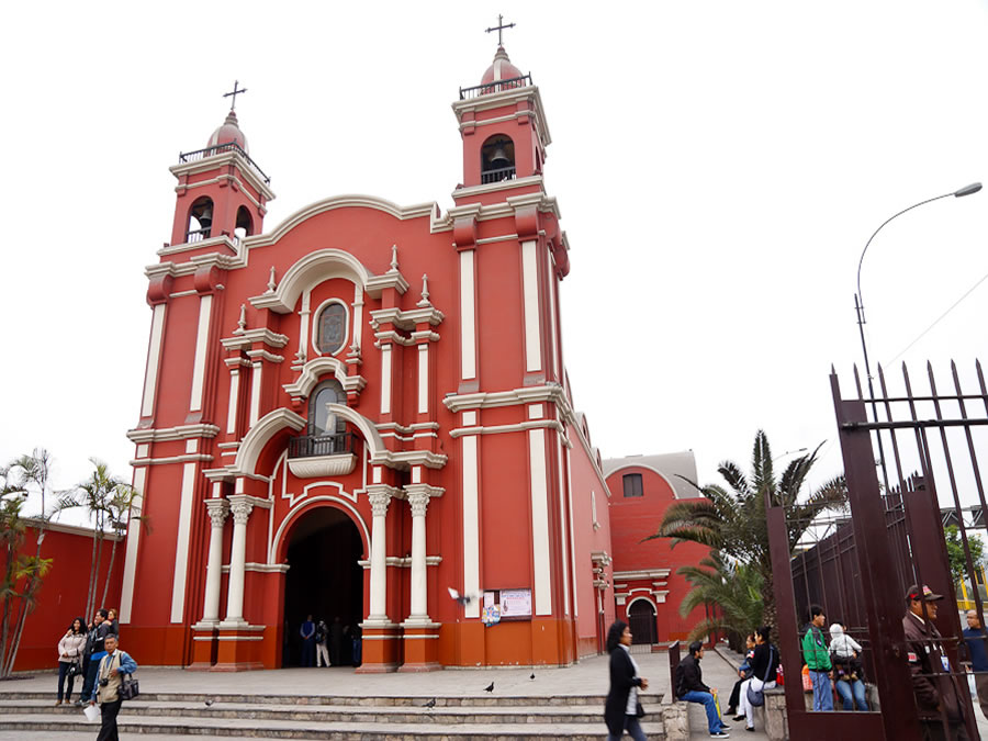 5.-Tour Religioso de los santos Peruanos