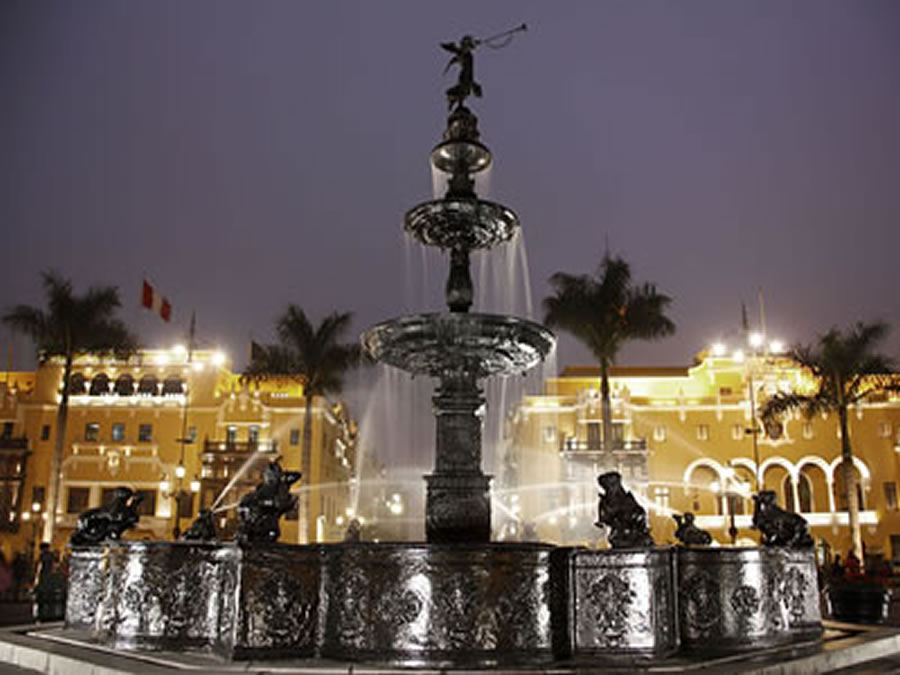 1.-Tour Lima de Noche  mas  Palacio de Osambela y Parque de las Aguas